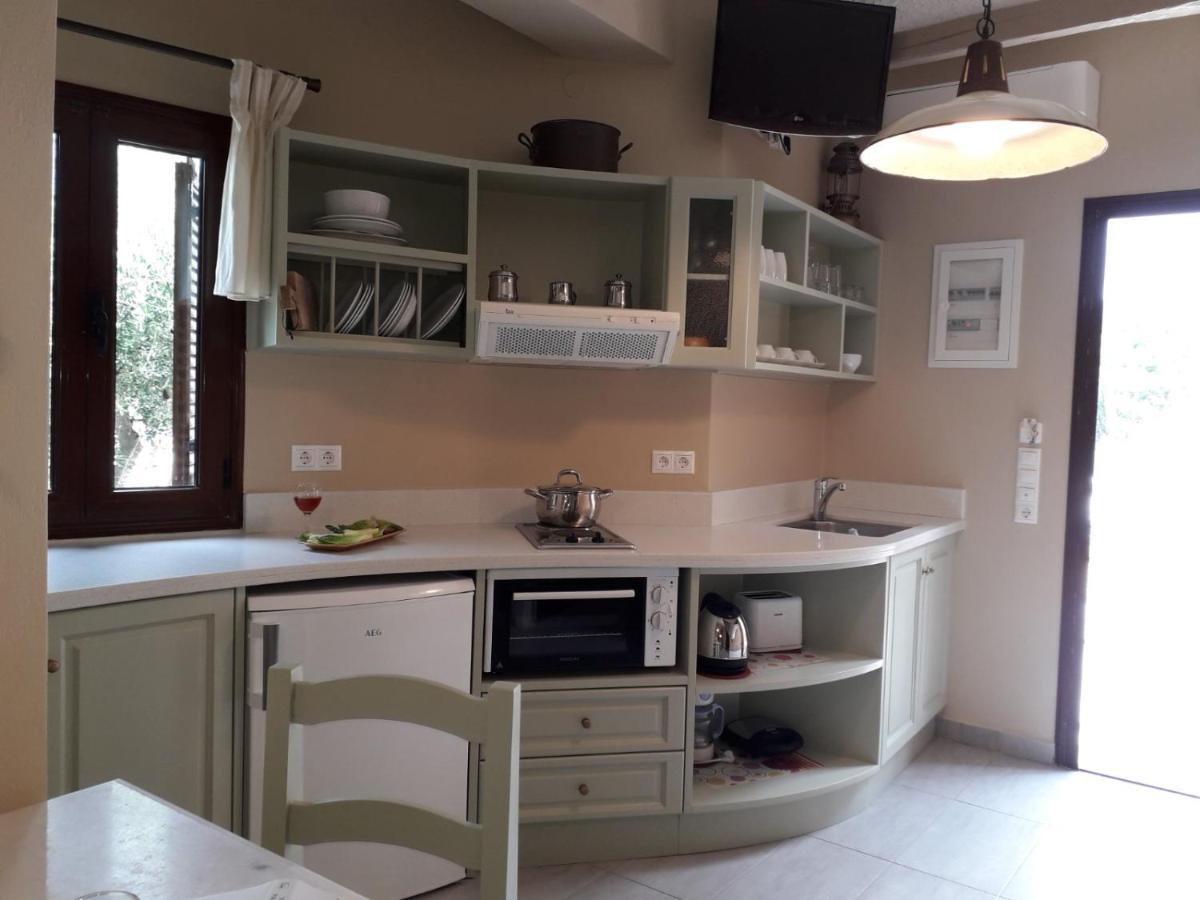 Likoudis Villas Suites ,On The Kioni,Ionian Islands Ithaca, Eksteriør billede