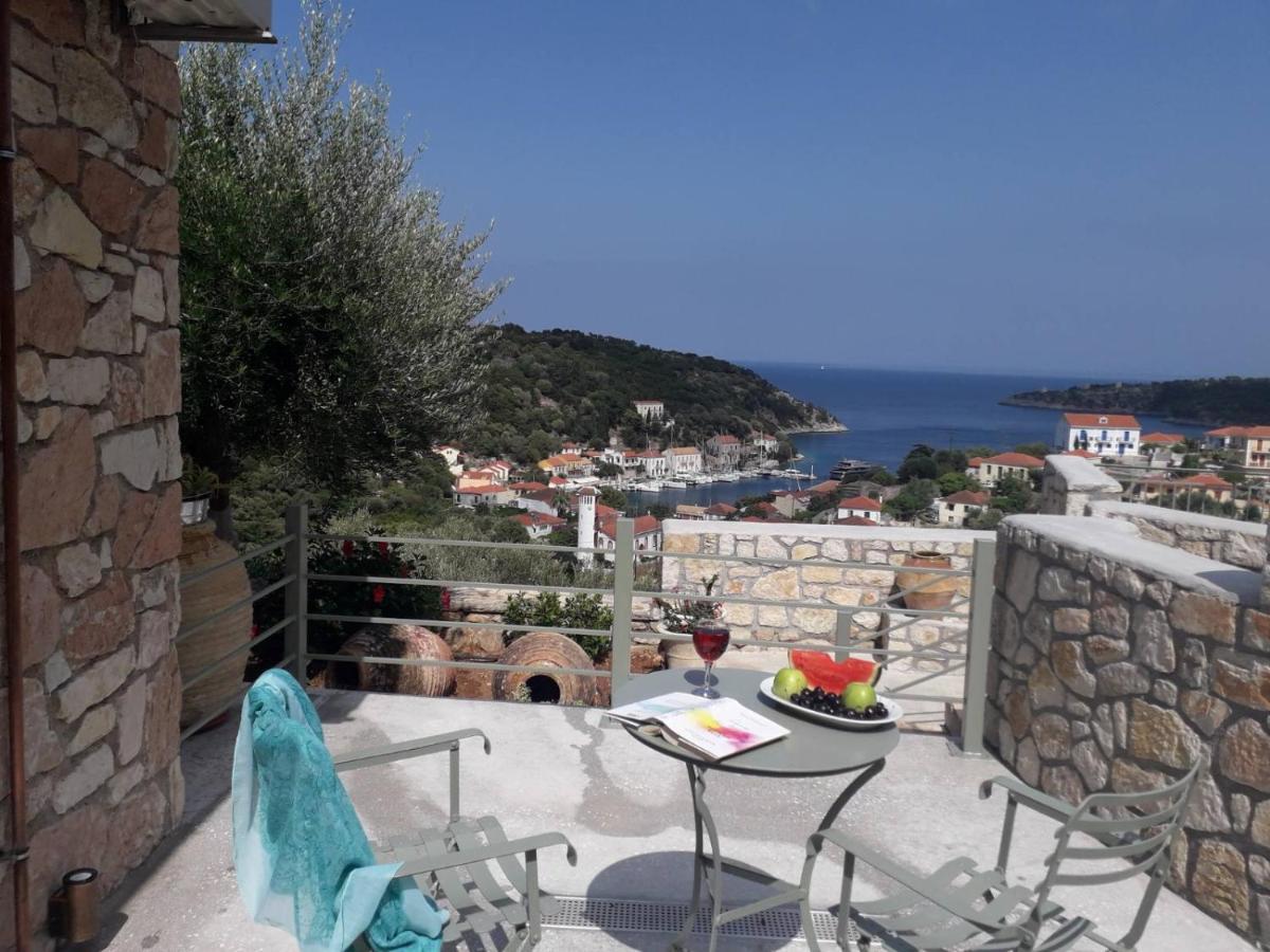 Likoudis Villas Suites ,On The Kioni,Ionian Islands Ithaca, Eksteriør billede